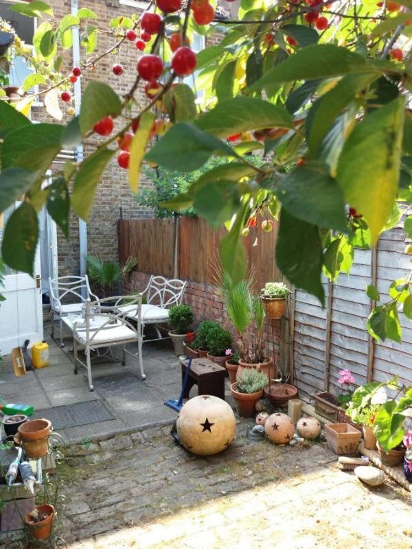 Cosy London Double Room Near Wimbledon Buitenkant foto